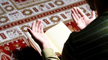 امام جمعه ایلام تاکید کرد؛ ضرورت رعایت کامل دستورالعمل های بهداشتی در مراسم اعتکاف