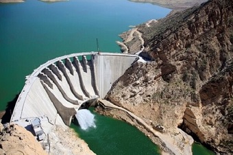 آب ۴۵۰۰ هکتار از زمین کشاورزی پایین‌ دست از سد ایلام تامین می شود