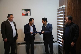 طی آیینی؛ بازنشستگان شرکت آبفا ایلام تجلیل شدند