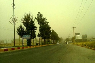 توده گرد و غبار از آسمان مهران و دهلران خارج شد