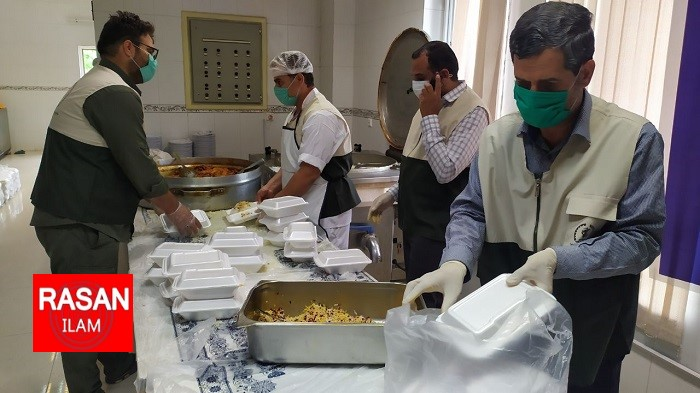 در قالب برنامه اطعام حسینی؛ ۶۱ هزار پرس غذا بین مددجویان و نیازمندان ایلام توزیع شد