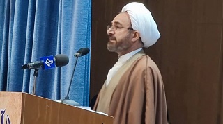 امام جمعه ایلام: رسیدن به شرایط مطلوب اقتصادی برنامه می‌خواهد