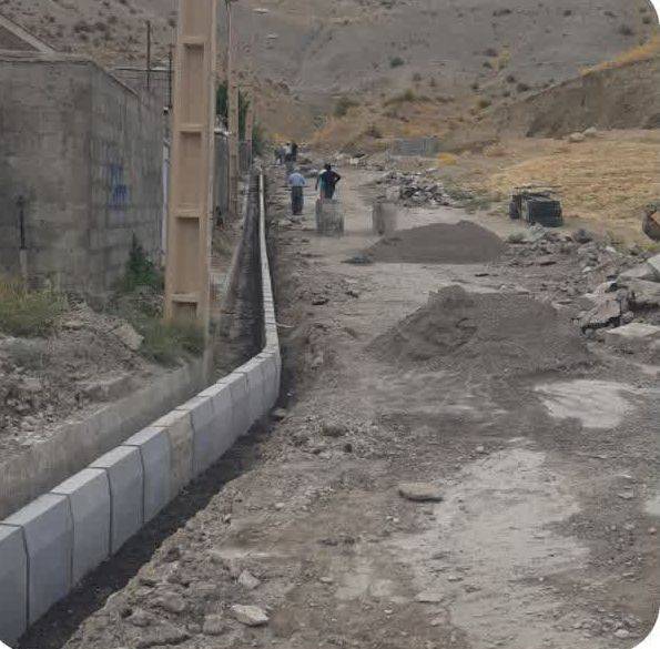 اجرای عملیات جدول گذاری شهر جعفرآباد ایلام