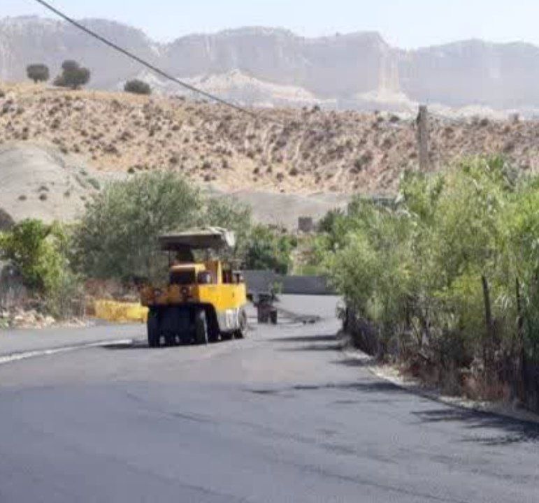 ۱۶ هزار مترمربع از معابر خاکی چهار روستای چوار آسفالت شد