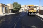 اجرای عملیات آسفالت معابر روستای مهدی‌آباد به مساحت ۱۰ هزار متر