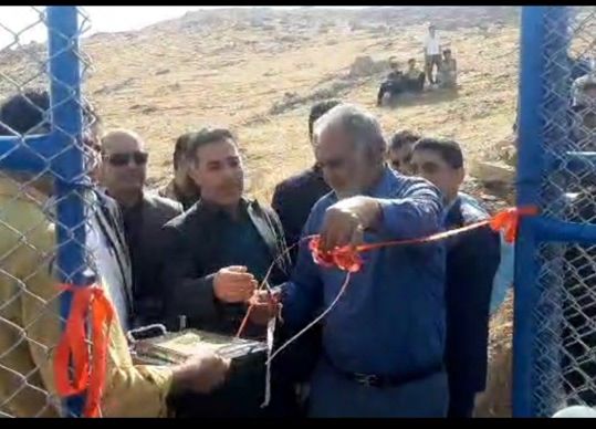 زمین چمن مصنوعی روستای مهتابی دره شهر افتتاح شد