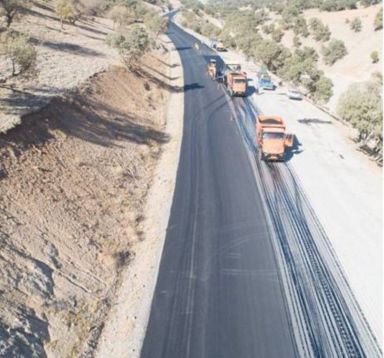 اجرای روکش آسفالت ۱۴۰ کیلومتر از راه‌های استان ایلام