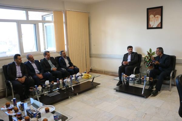 اضافه شدن ۲۵۰۰ خانواده ی جدید به جمع مددجویان کمیته امداد ایلام