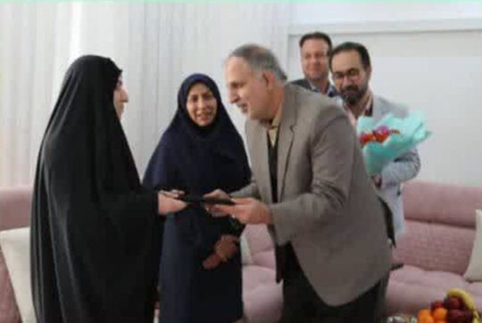 عزت کنونی کشور ریشه در خون شهدا دارد