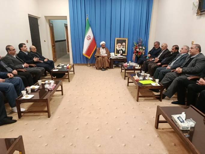 حمایت از سیاست‌های دولت، مستلزم هوشیاری مردم است