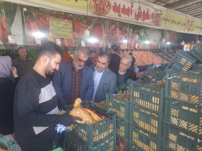 میوه تنظیم بازار بدون واسطه توزیع شود
