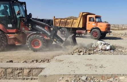 آغاز عملیات پاکسازی و نخاله‌برداری معابر مهران در آستانه اربعین