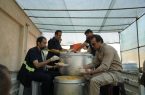 توزیع روزانه ۴۵٠٠ پرس غذای گرم در موکب شرکت گاز ایلام