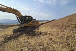 اجرای عملیات لایروبی و ایجاد کانال موقت در محدودههای بحرانی شهر جعفرآباد