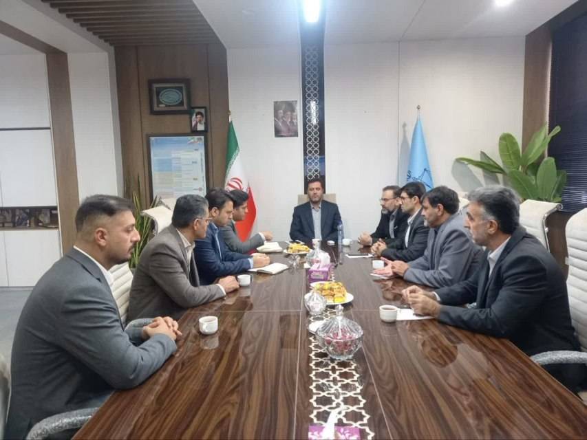 آمادگی بانک قرض‌الحسنه مهر ایران برای ارائه تسهیلات به کارکنان دادگستری ایلام