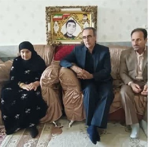 ایلام جزو استان های برتر کشور در زمینه سرکشی از خانواده های شهدا است
