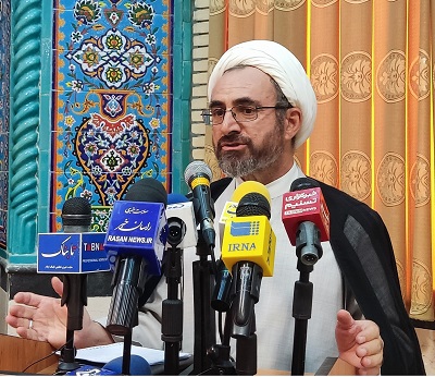 دستگاه قضا بر اساس قوانین عدالت را اجرا کند