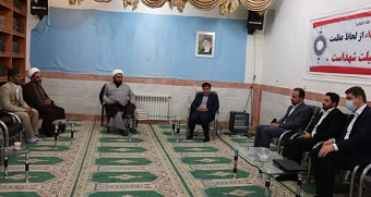شهدا نماد ایثارگری و تجلی فرهنگ شهادت طلبی هستند