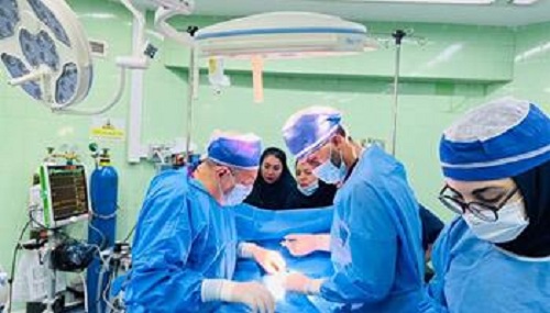 انجام موفق اولین جراحی نوزاد در بیمارستان آیتالله طالقانی ایلام
