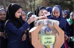توزیع ۴ هزار پاکت مخصوص  کمک به جشن نیکوکاری بین دانش آموزان ایوان