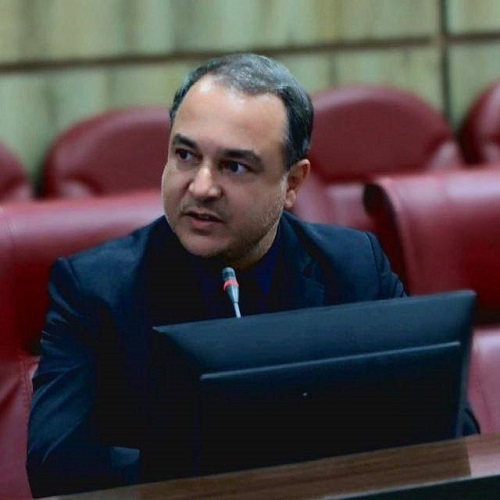 ۱۰۳۹ تن نهاده دامی بین عشایر استان ایلام توزیع شد