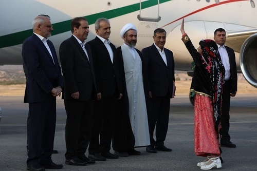 رئیسجمهور دولت چهادرهم وارد استان ایلام شد