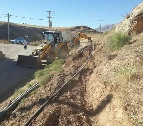  اصلاح ۲۴۰ متر خط انتقال آب در روستاهای بخش زاگرس چرداول