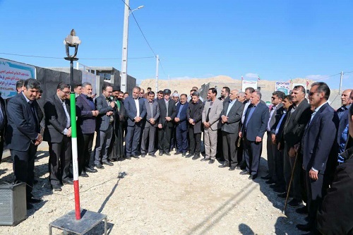 مشعل گاز در روستای سرتنگ زعفرانی مهران روشن شد