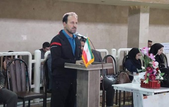 کارکنان جهت خدمت به جامعه ایثارگری آمادگی کامل داشته باشند