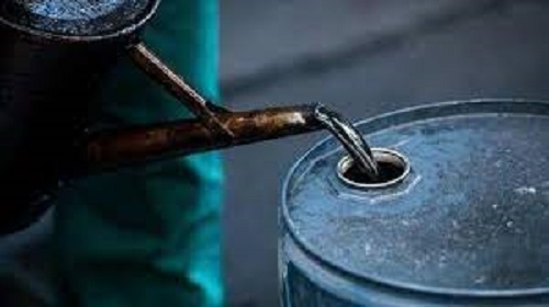 سهمیه زمستانی نفت سفید در کارت بانکی سرپرستان خانوار ایلام شارژ شد