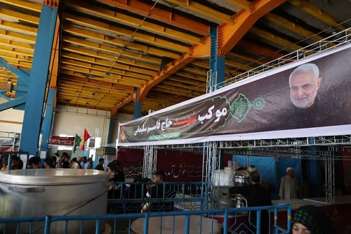توزیع روزانه۶ هزار پرس غذا توسط پالایشگاه گاز ایلام در بین زائران اربعین