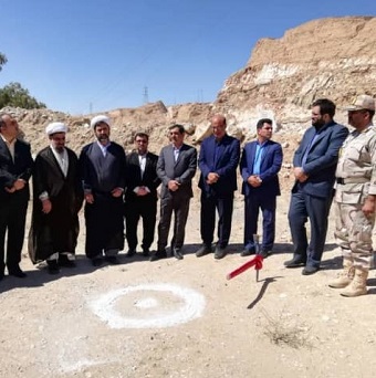 پروژه تامین آب شرب عشایر کولگ شهرستان مهران گلنگ زنی شد