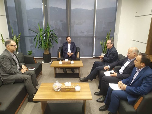 مشارکت بانک ملت در اشتغالزایی برای ۲۵۰ مددجوی ایلامی